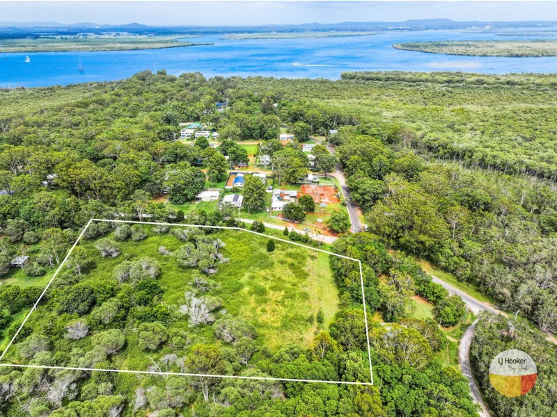 65-81 South End Road, Russell Island QLD 4184