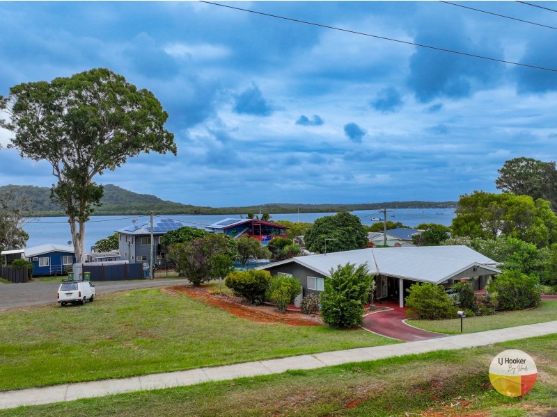 125 Canaipa Point Drive, Russell Island QLD 4184