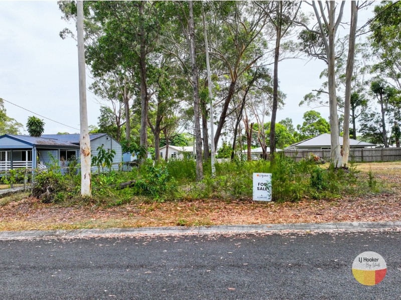 21 Rossi Avenue, Russell Island QLD 4184