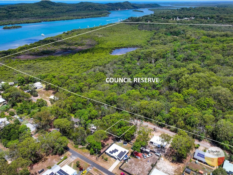 21 Emerald Street, Russell Island QLD 4184