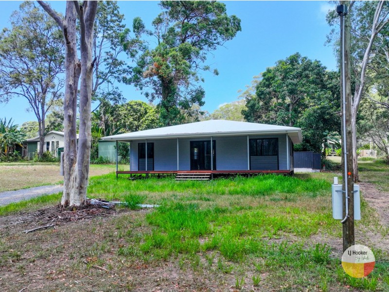 14 Boeing ridge, Russell Island QLD 4184