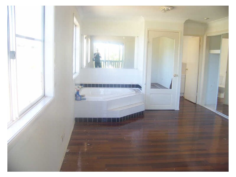 37 Canaipa Point Dve, Russell Island QLD 4184