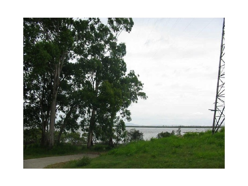 6 Wattle Street, Russell Island QLD 4184