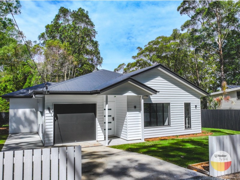 6 Dempsey St, Russell Island QLD 4184