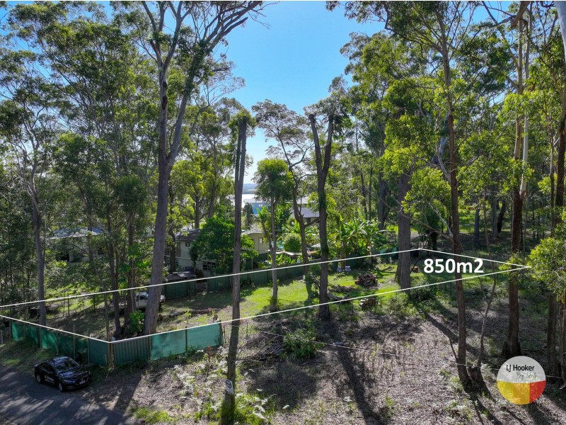 33 Heeterra Street, Russell Island QLD 4184