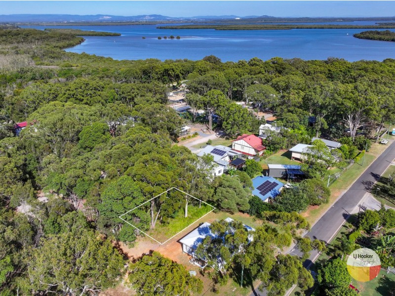 4 Frangipanni Street, Russell Island QLD 4184
