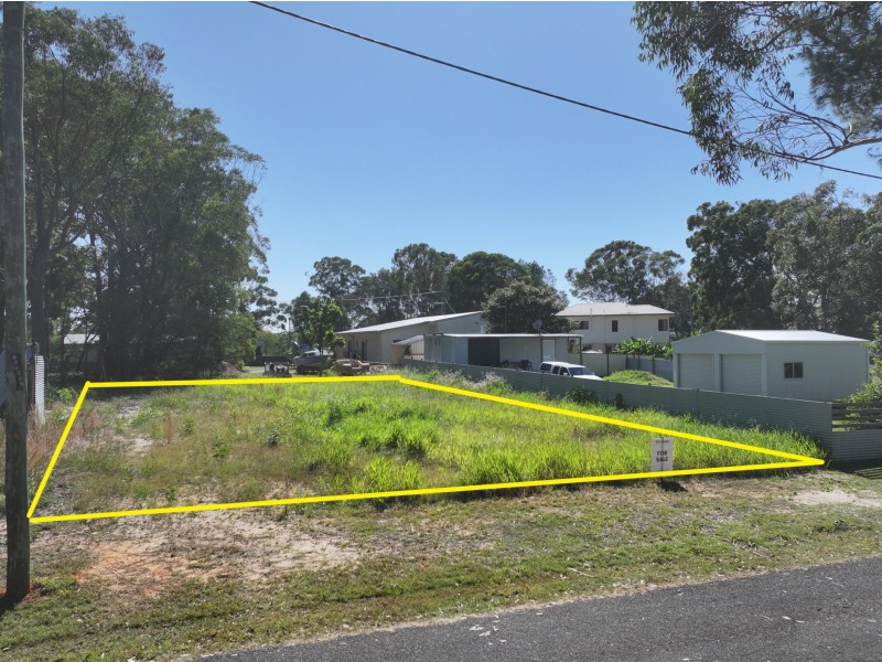 15 Beaumont Drive, Russell Island QLD 4184