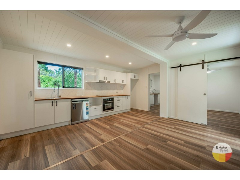 15 Burke Avenue, Russell Island QLD 4184