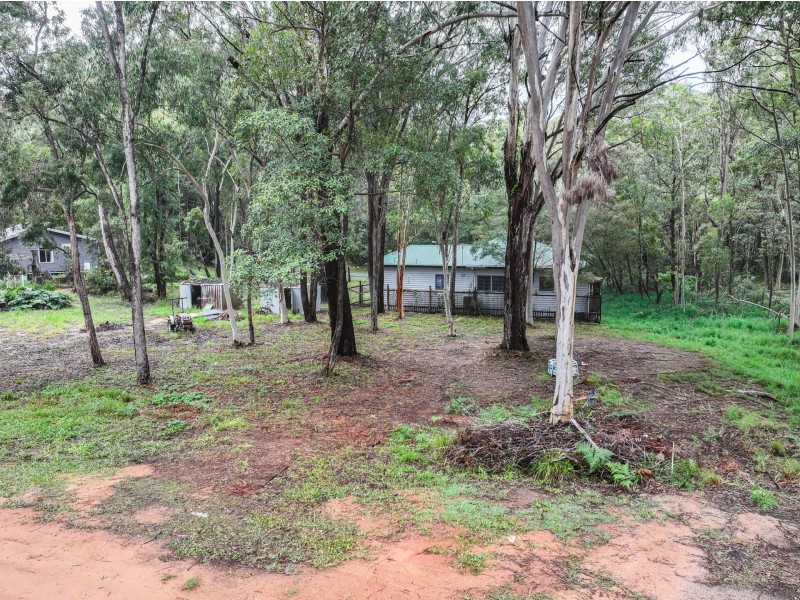 8 Mulbray Crescent, Russell Island QLD 4184