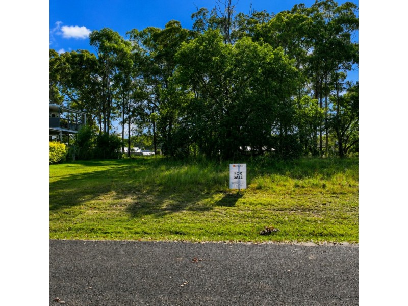 61 Bradman Street, Russell Island QLD 4184