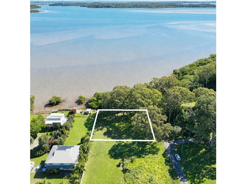 5-7 Thompson Esplanade, Russell Island QLD 4184