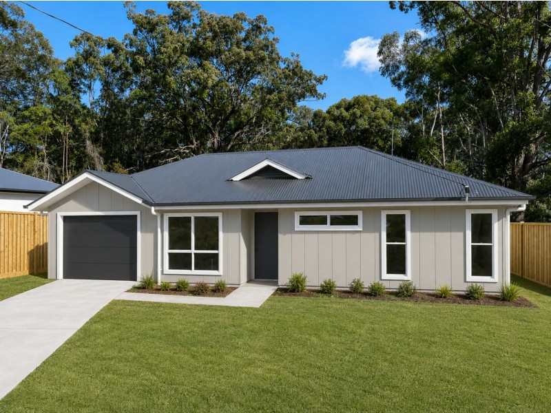 68 Taylor St, Russell Island QLD 4184
