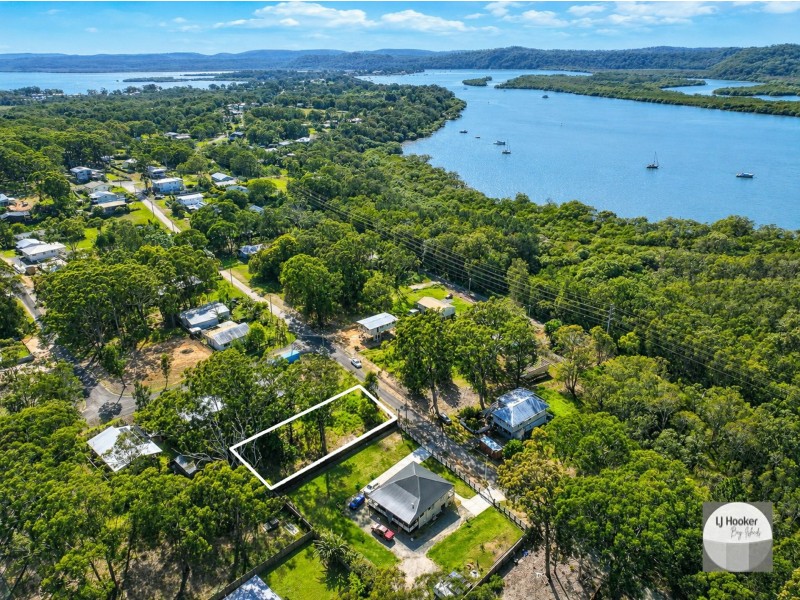 30 Yacht Street, Russell Island QLD 4184