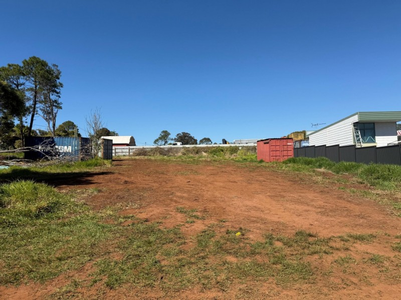 10 Robert Street, Russell Island QLD 4184