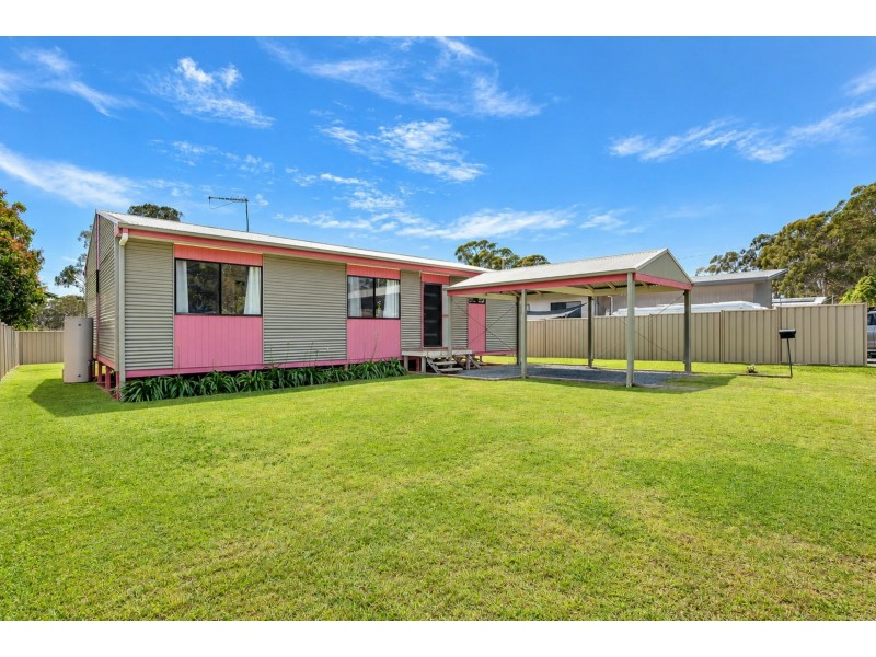 9 Pia Street, Russell Island QLD 4184
