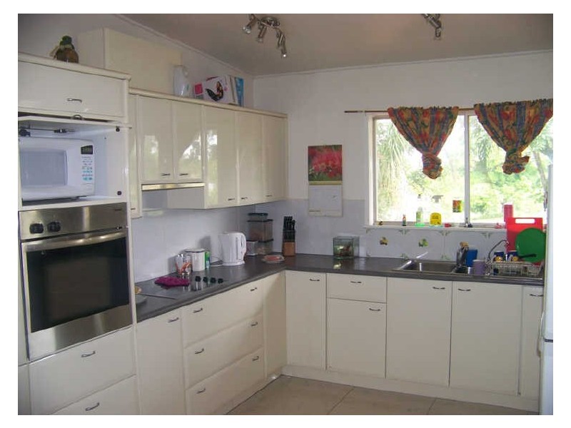 2 Pharlap St, Russell Island QLD 4184