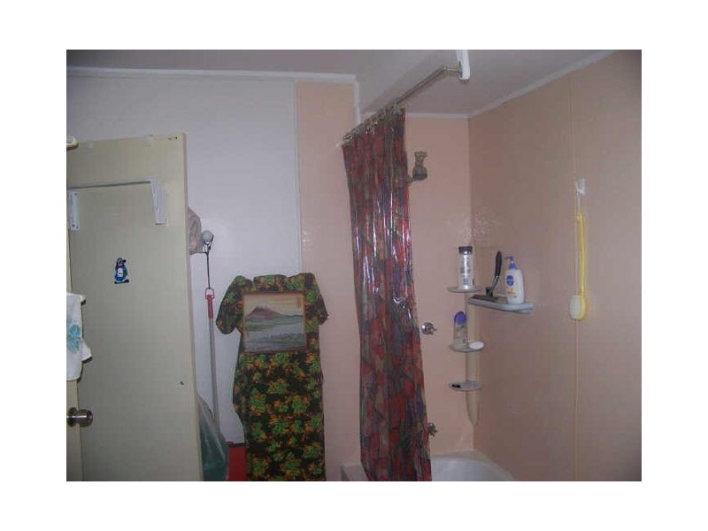 6 Parish St, Russell Island QLD 4184