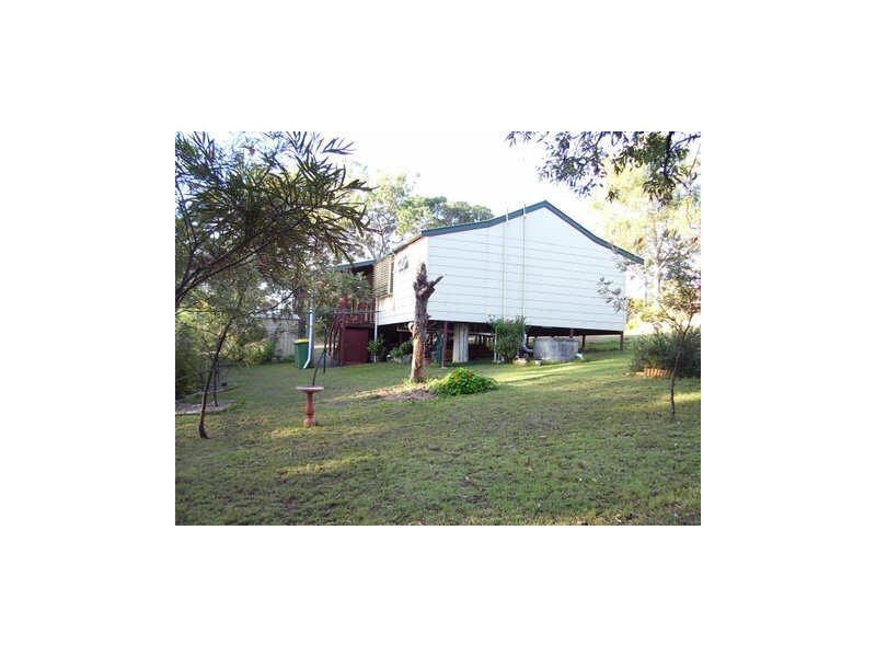 6 Parish St, Russell Island QLD 4184