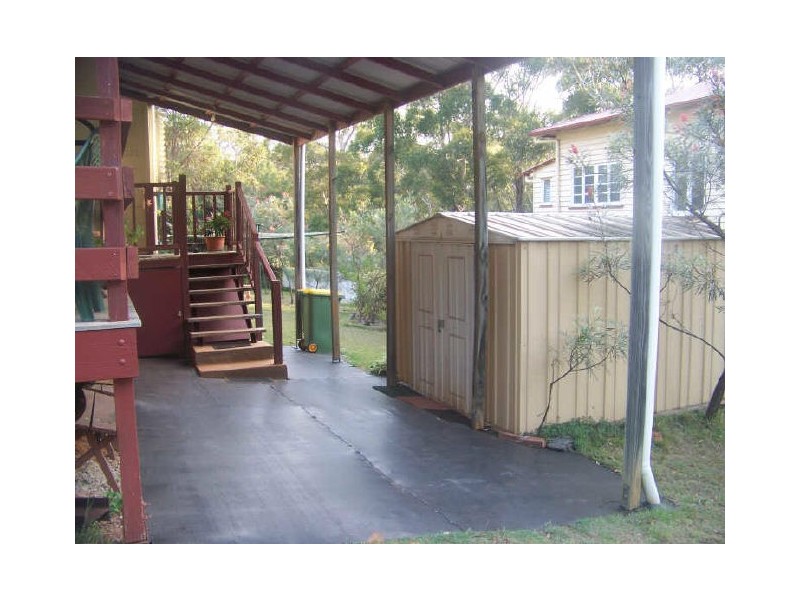 6 Parish St, Russell Island QLD 4184