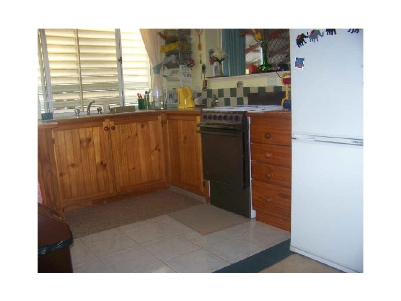 6 Parish St, Russell Island QLD 4184