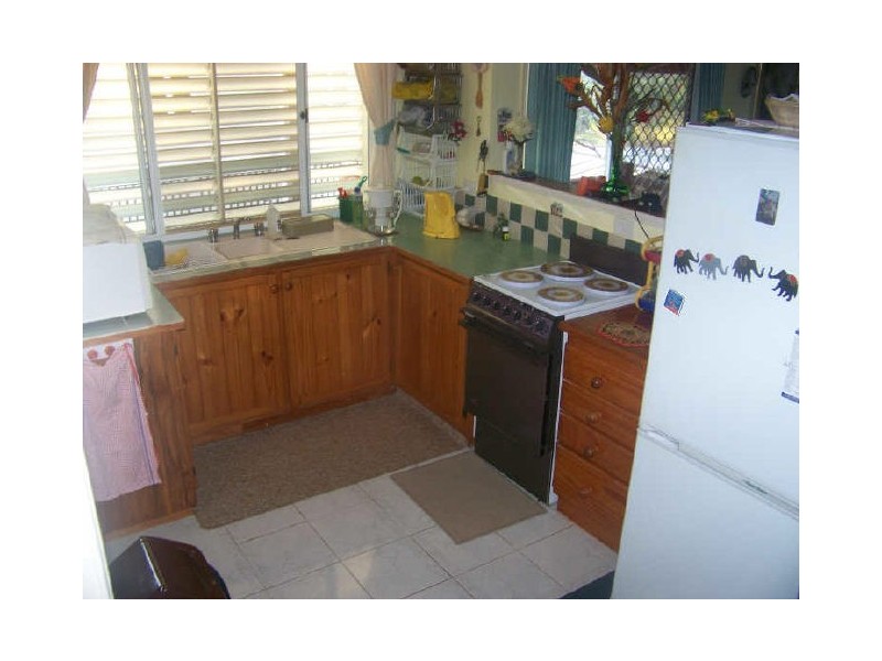 6 Parish St, Russell Island QLD 4184