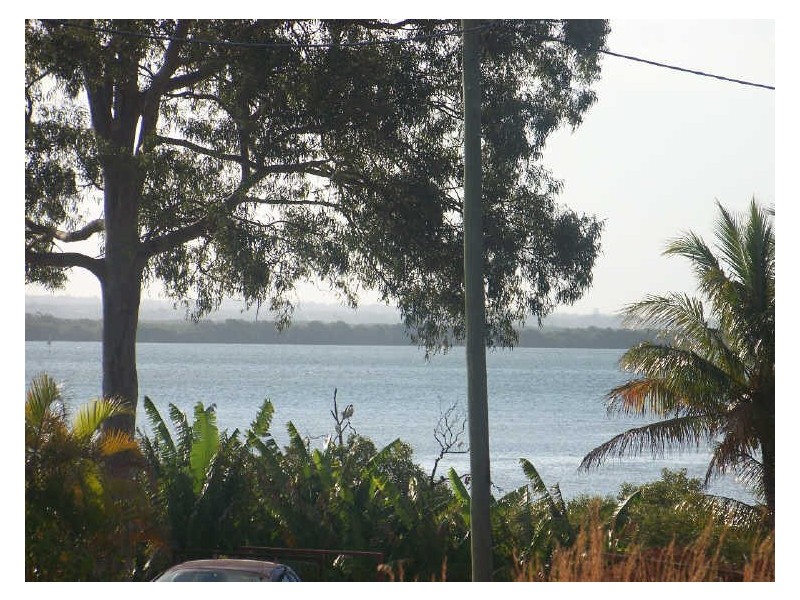 129 Palm Beach Rd, Russell Island QLD 4184