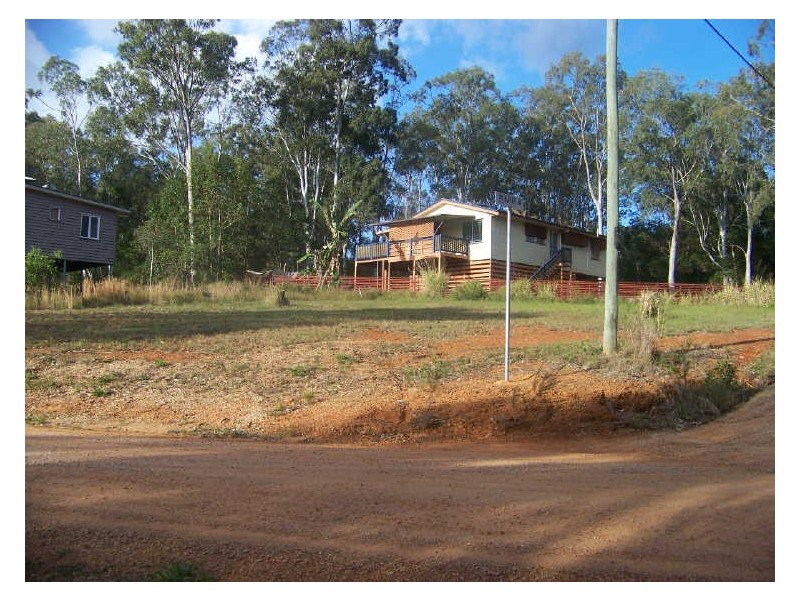 129 Palm Beach Rd, Russell Island QLD 4184