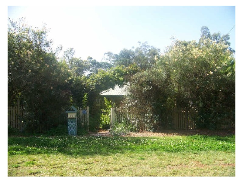 55 Laurel St, Russell Island QLD 4184