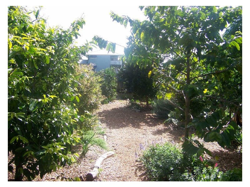 55 Laurel St, Russell Island QLD 4184