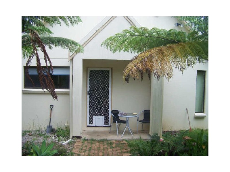 40-44 Cunningham Street, Russell Island QLD 4184