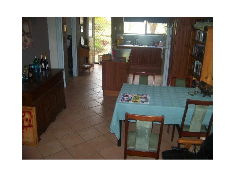 40-44 Cunningham Street, Russell Island QLD 4184