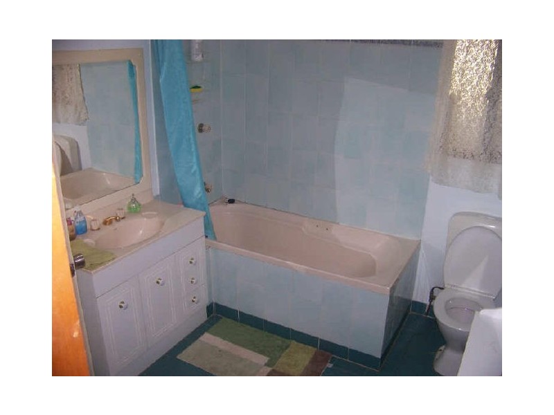 40-44 Cunningham Street, Russell Island QLD 4184