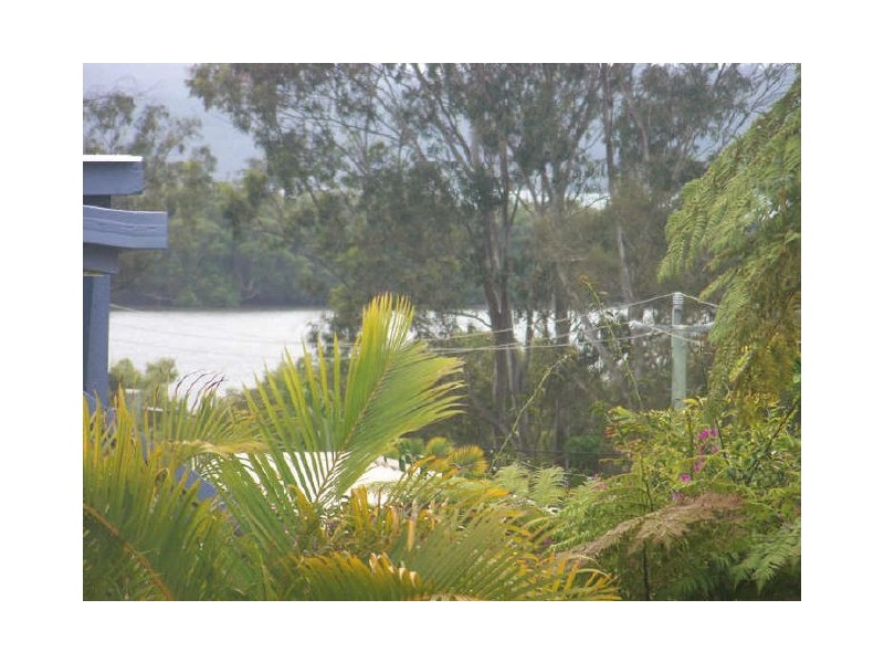 29 Cavendish St, Russell Island QLD 4184