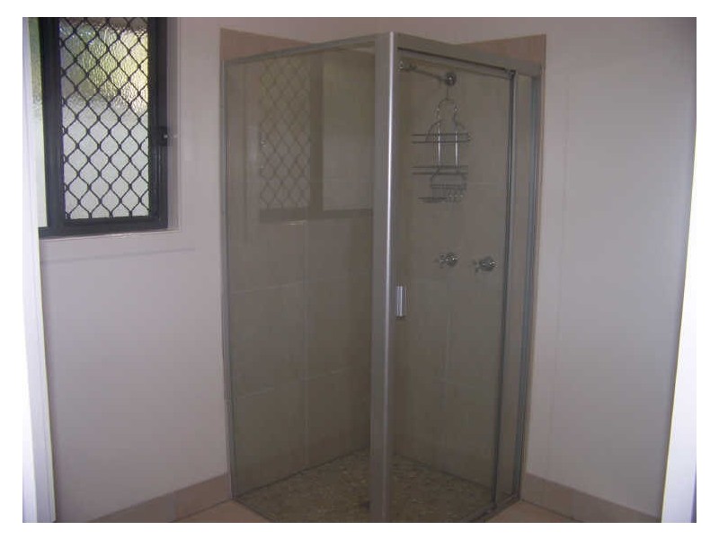 5 Ash St, Russell Island QLD 4184