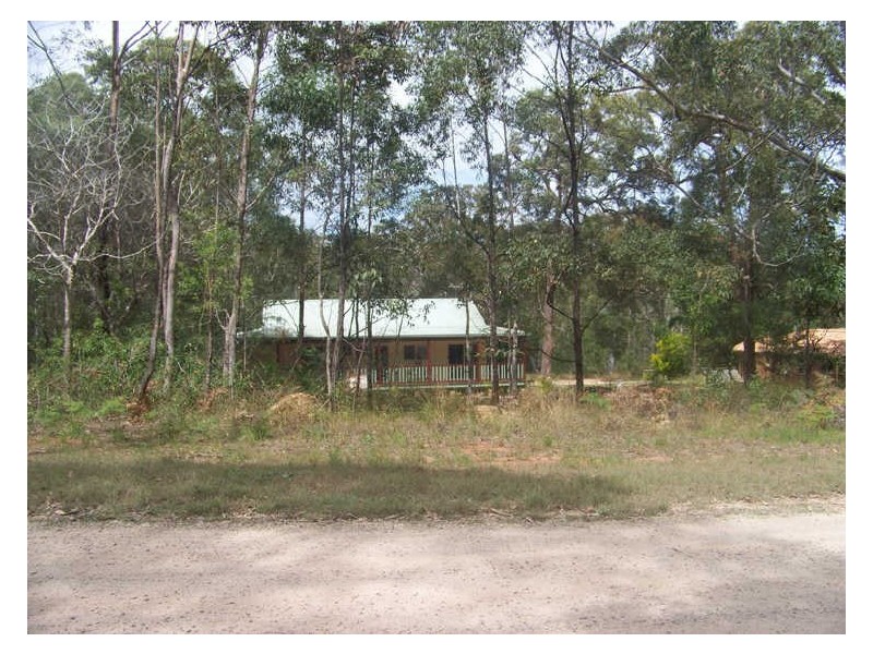 32 Waikiki Beach Rd, Russell Island QLD 4184