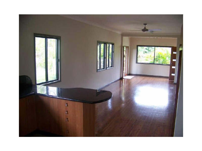 85 High St, Russell Island QLD 4184