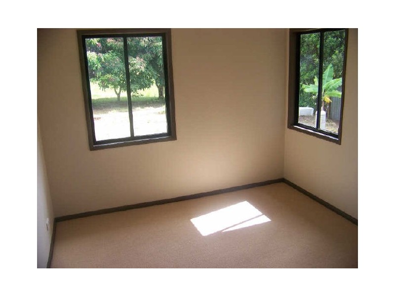 85 High St, Russell Island QLD 4184