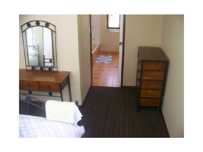 6 Sapphire, Russell Island QLD 4184