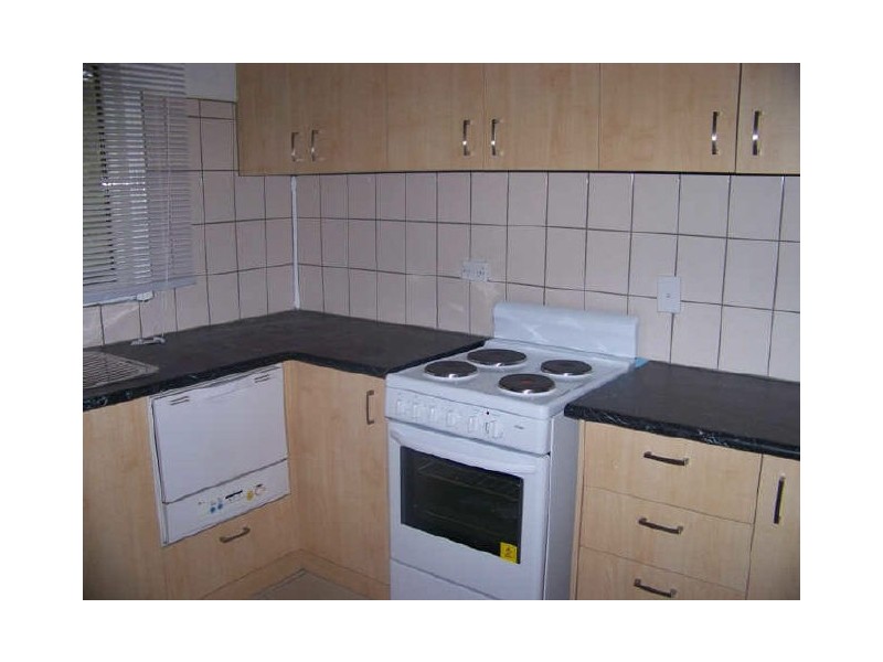 28 Shandos St, Russell Island QLD 4184