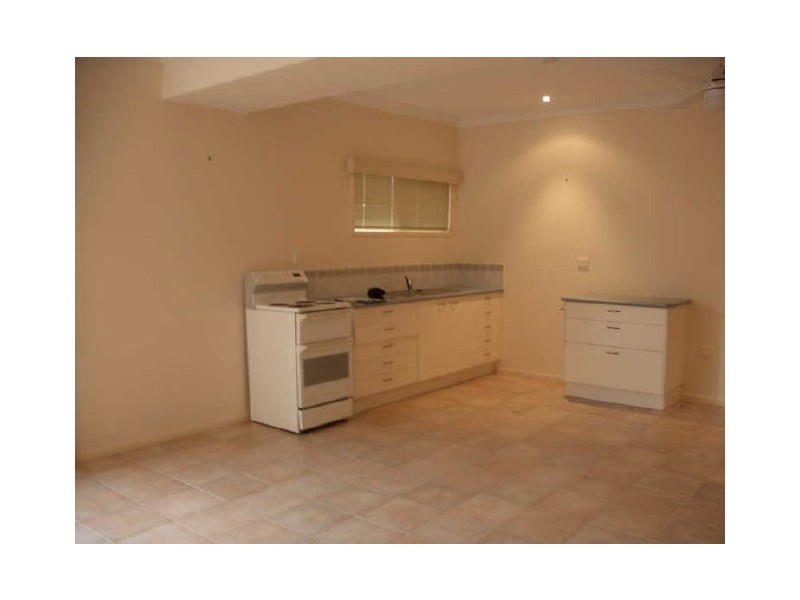 1/30 Emerson St, Russell Island QLD 4184