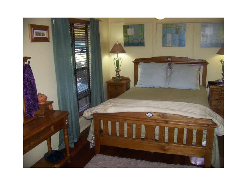 13 Zephyr St, Russell Island QLD 4184