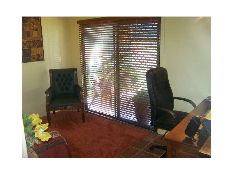 13 Zephyr St, Russell Island QLD 4184