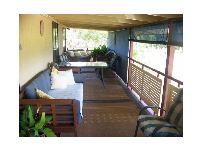 13 Zephyr St, Russell Island QLD 4184