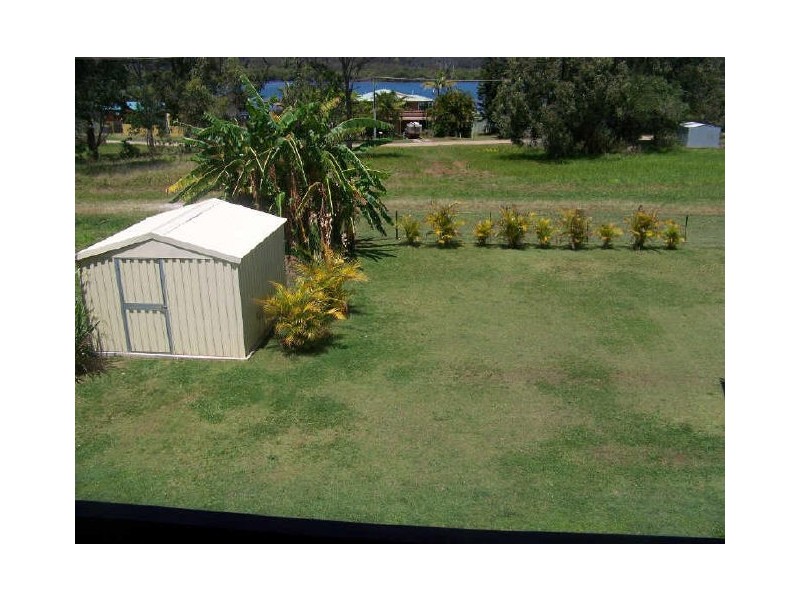 13 Zephyr St, Russell Island QLD 4184