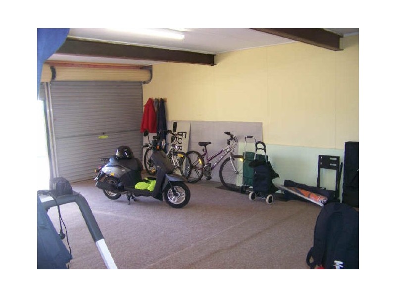 13 Zephyr St, Russell Island QLD 4184