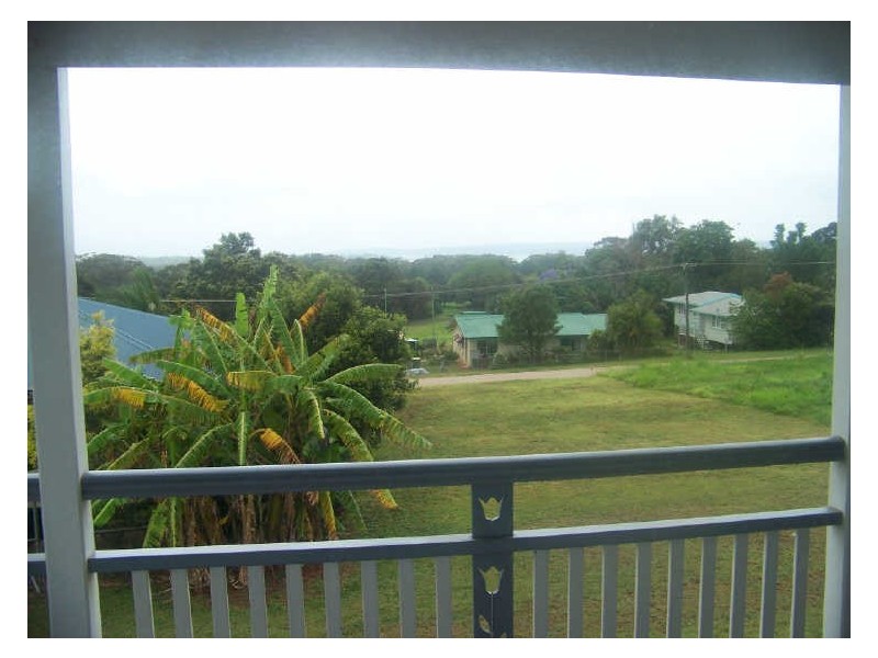 21 Highland St, Russell Island QLD 4184