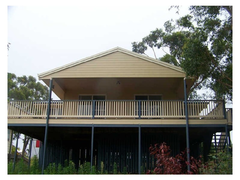 10 Dryandra, Russell Island QLD 4184