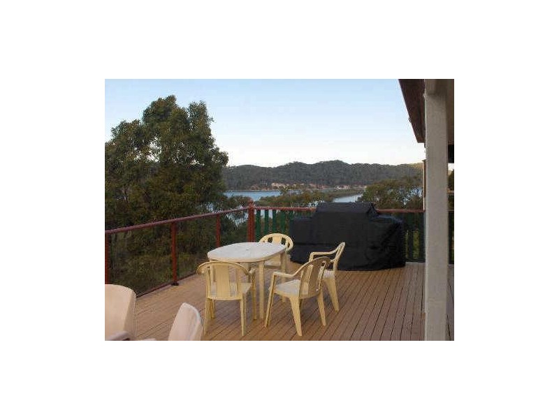 42 Leichhardt, Russell Island QLD 4184