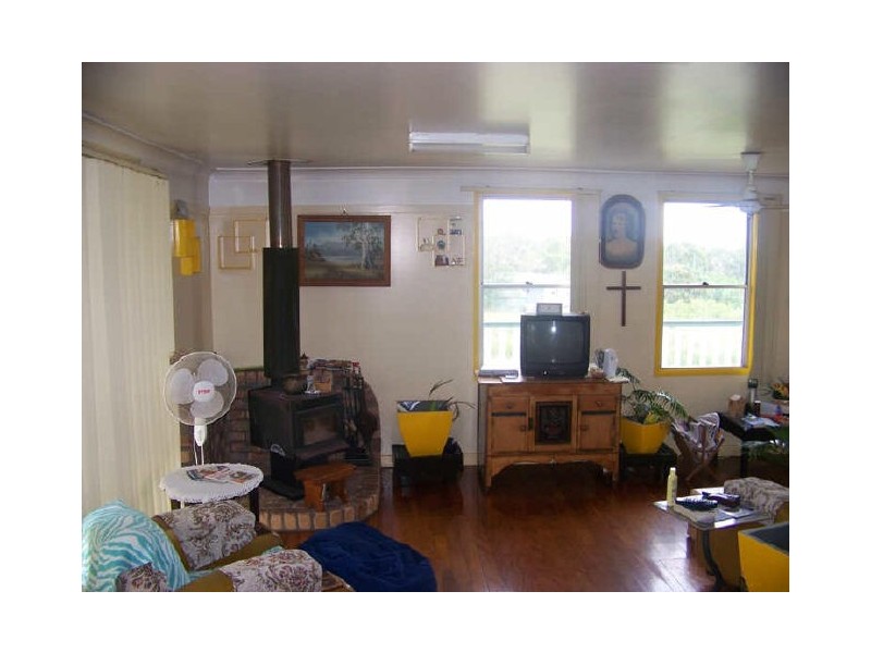 14 Acalypha, Russell Island QLD 4184