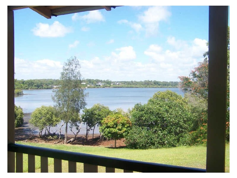 12 Thompson, Russell Island QLD 4184